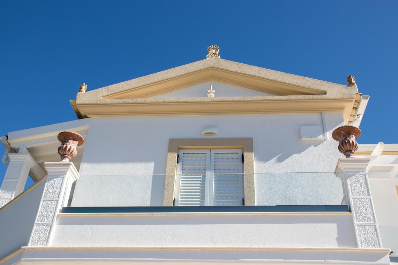 τhalasso Palace Homes * Petrití