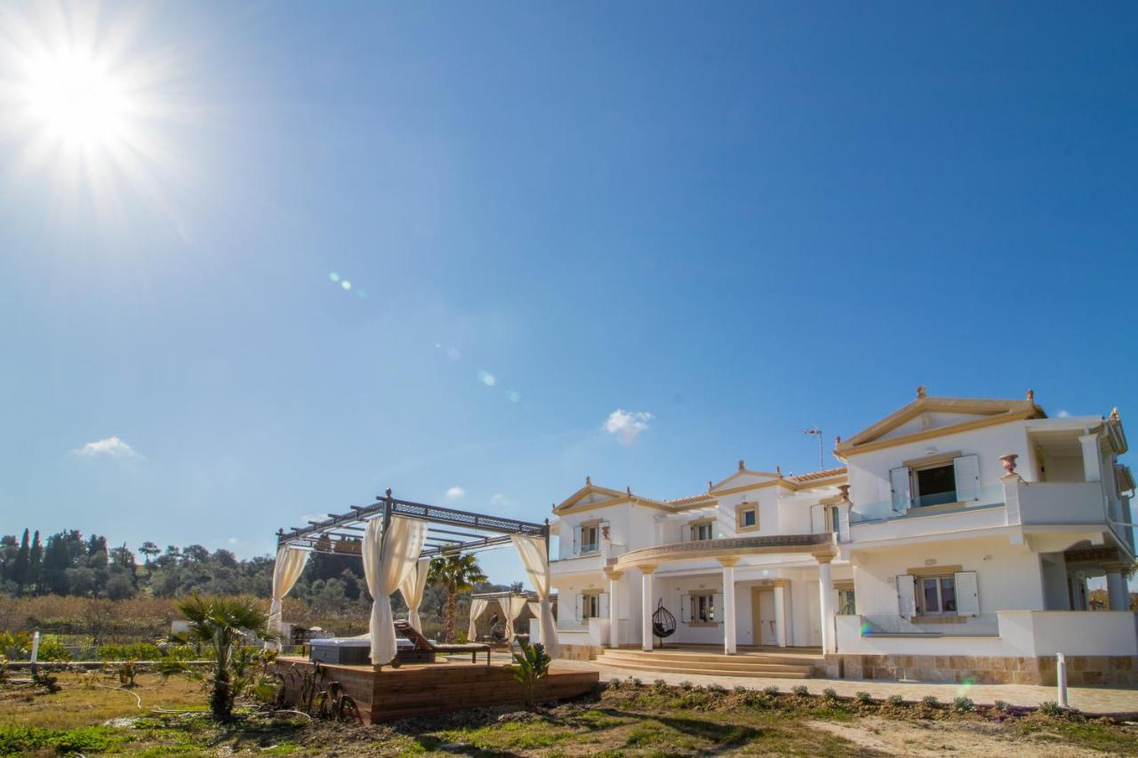 Dom wakacyjny τhalasso Palace Homes *